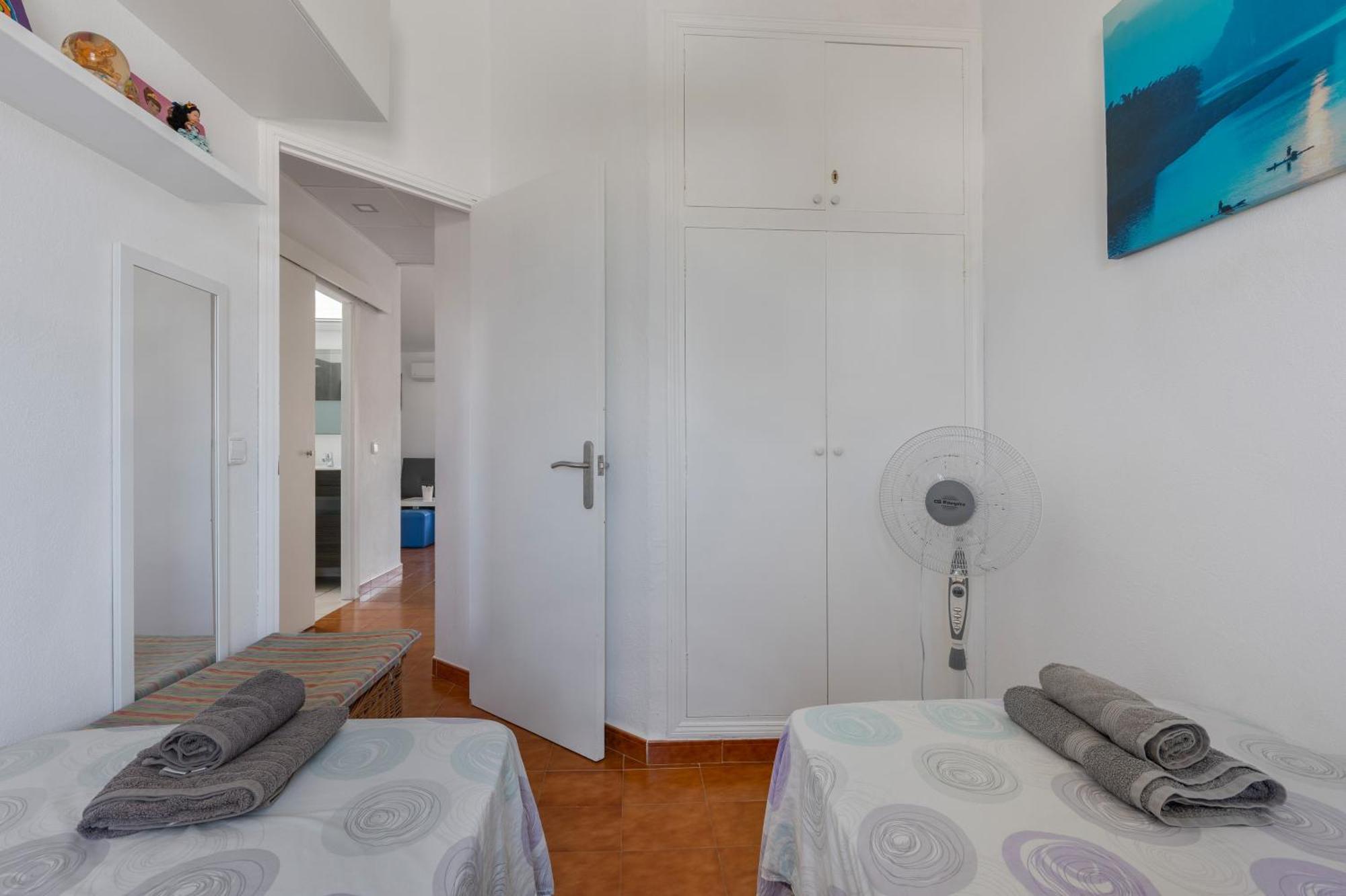Apartamento a 2 minutos de playa Cala Blanca (Menorca) Exterior foto