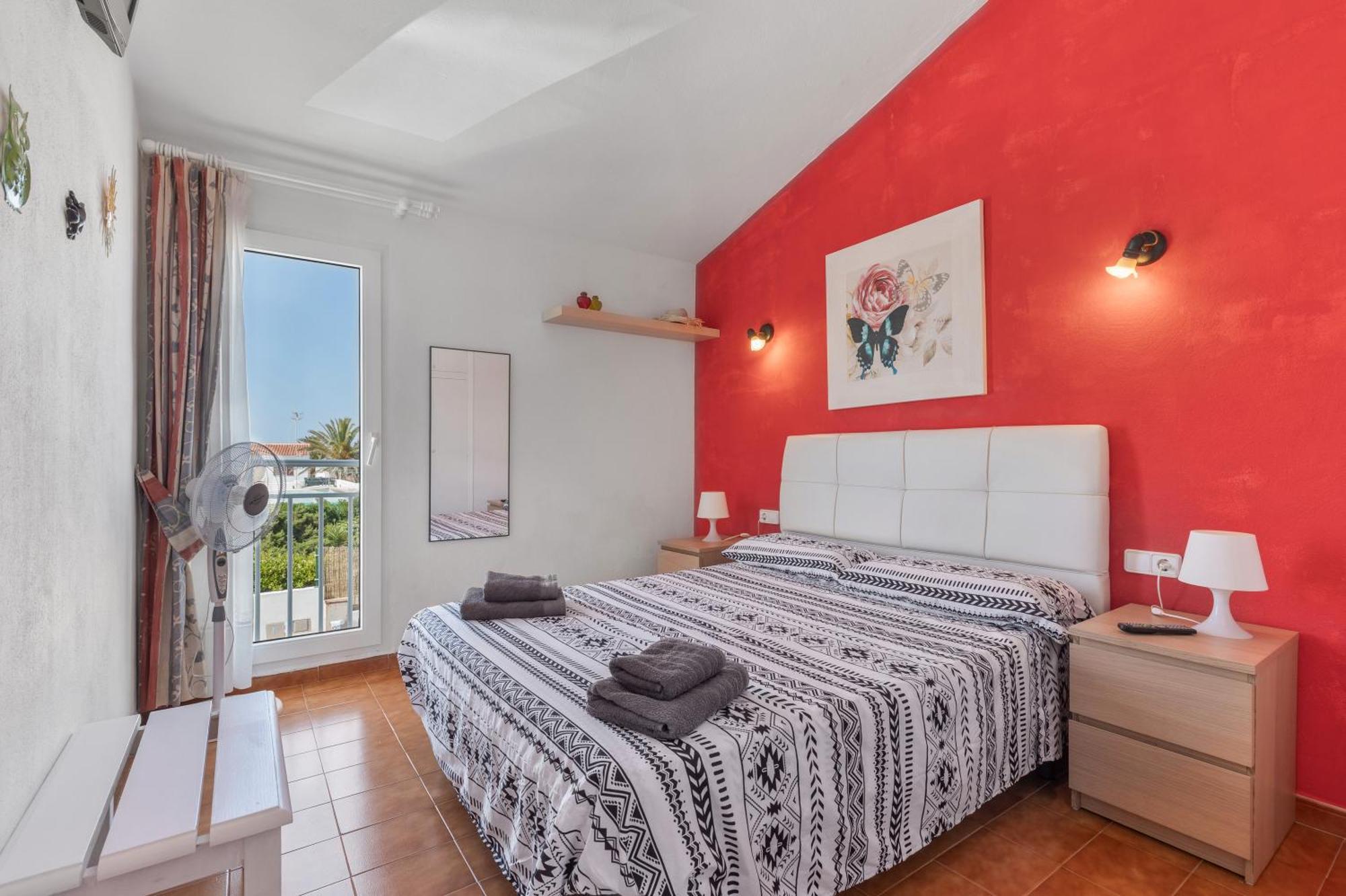 Apartamento a 2 minutos de playa Cala Blanca (Menorca) Exterior foto
