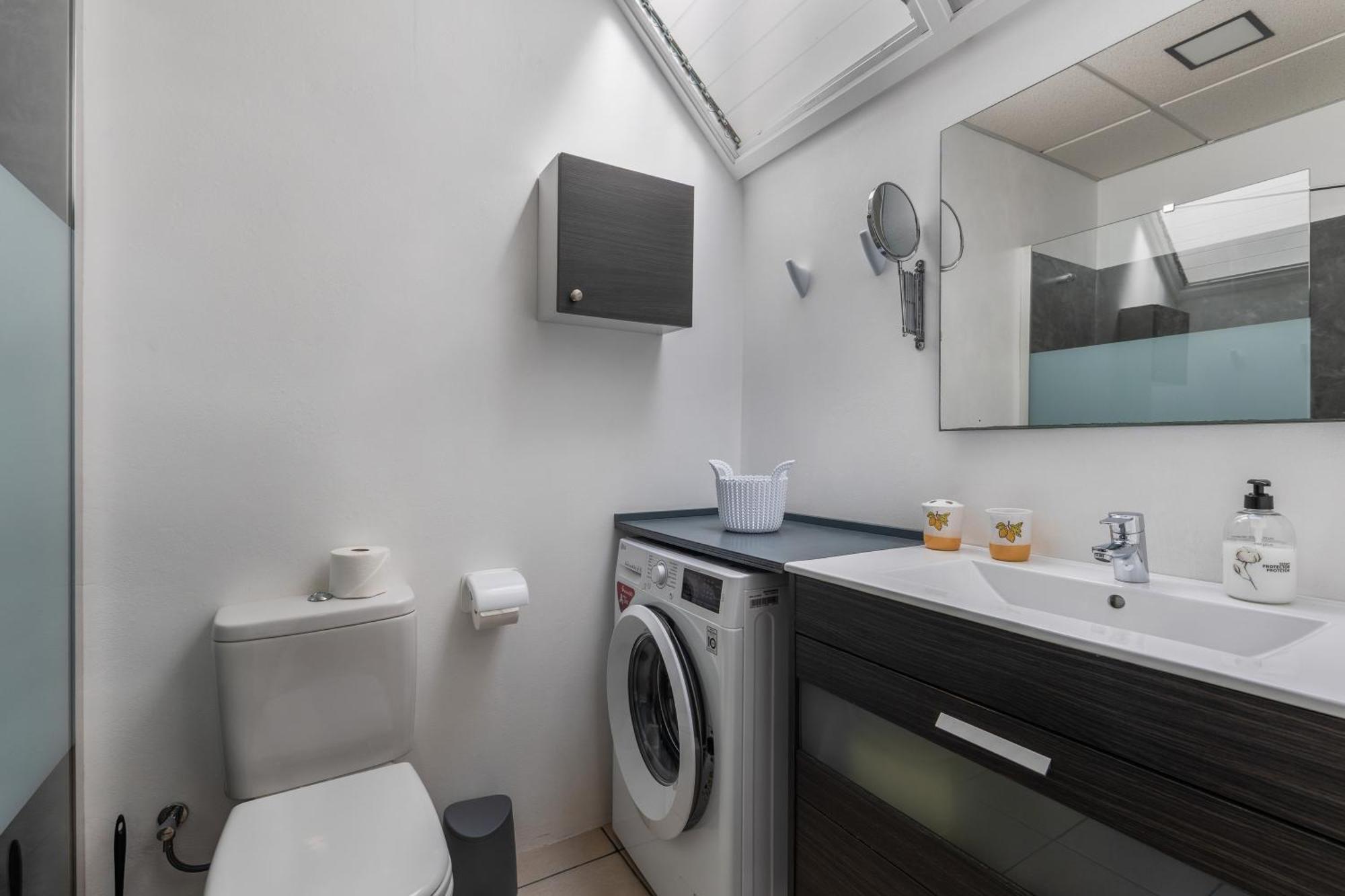 Apartamento a 2 minutos de playa Cala Blanca (Menorca) Exterior foto